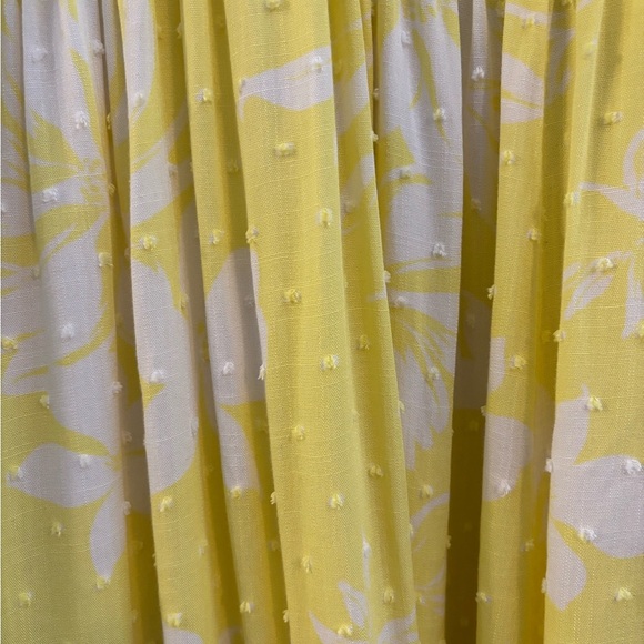 Torrid Emma Mini Swiss Dot Yellow Floral Dress. Size 1. - Picture 8 of 9